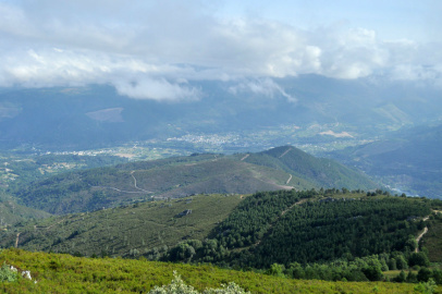 Miradoiro do Alto do Cerengo (2).JPG