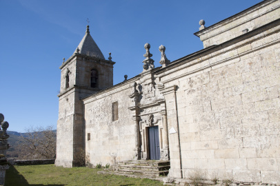 Iglesia de San Miguel de Bidueira (0)