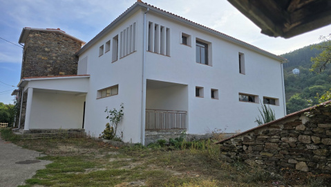 Fachadas Nogueira de Miño (6) (FILEminimizer).jpg