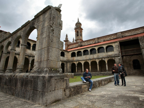Mosteiro de  Santa María de Xunqueira de Espadanedo