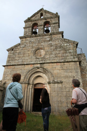 RS Iglesia de San Vicente de Pinol.jpg